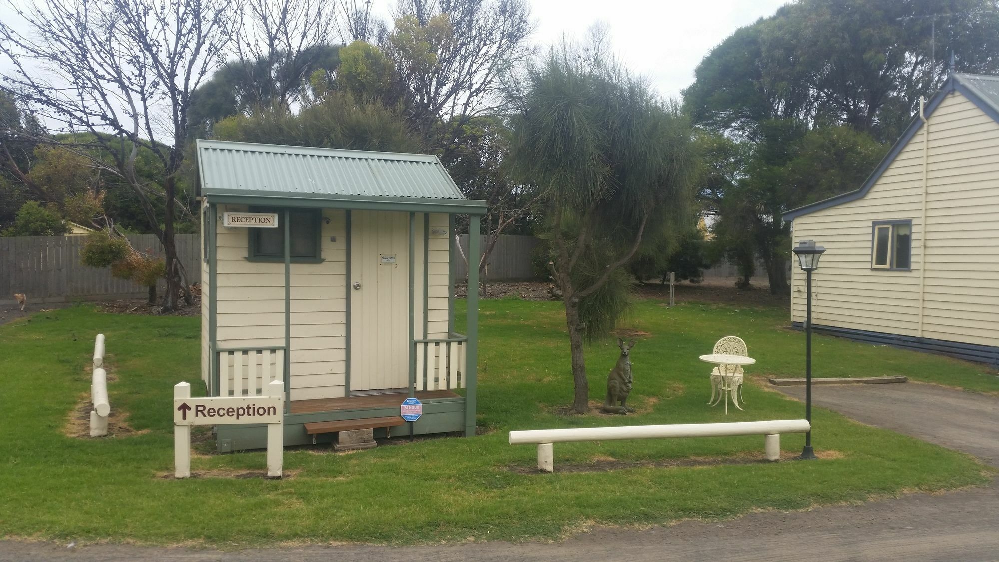 Sails - Elegant, Spacious Beach Villa Port Fairy Kültér fotó